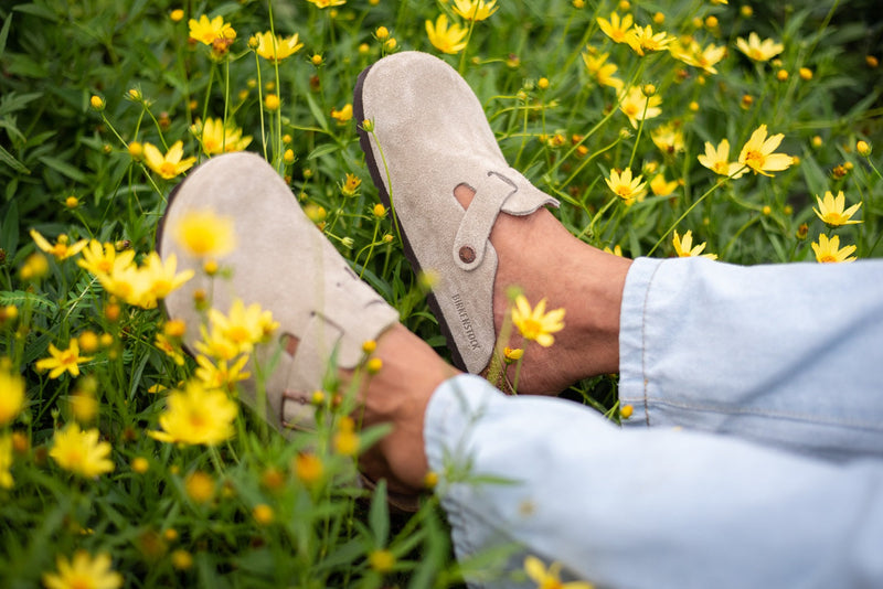 How to Style Birkenstocks in Paris: Parisian Fashion Tips Curious about how people style Birkenstocks in Paris? Discover the Parisian way to wear these iconic sandals and elevate your look with effortless chic. From casual street style to sophisticated en