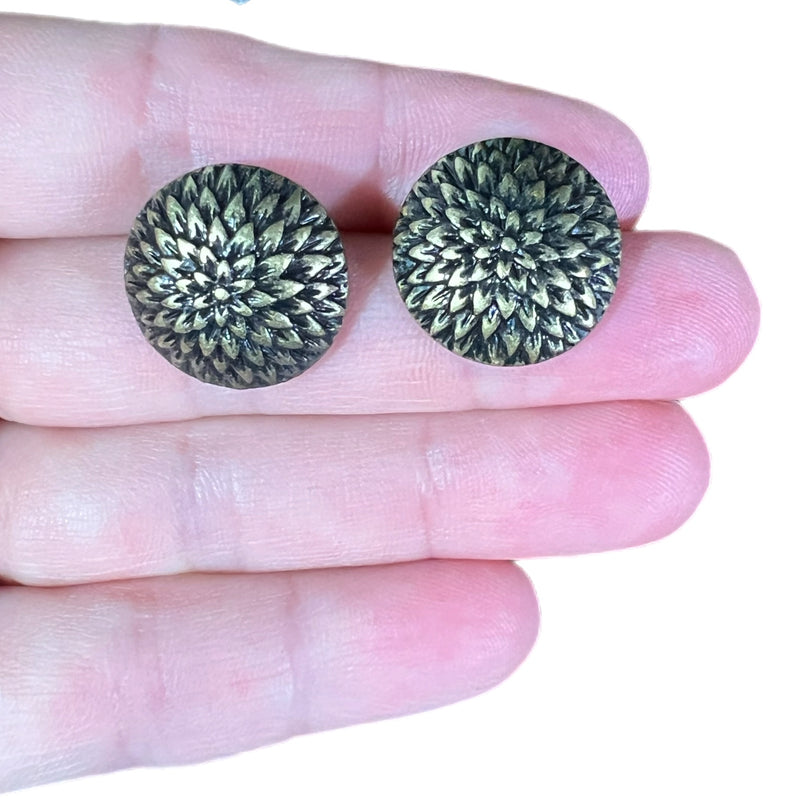 PRE-OWNED - Gold-Tone Golf Ball Pattern Round Fashion Stud Earring