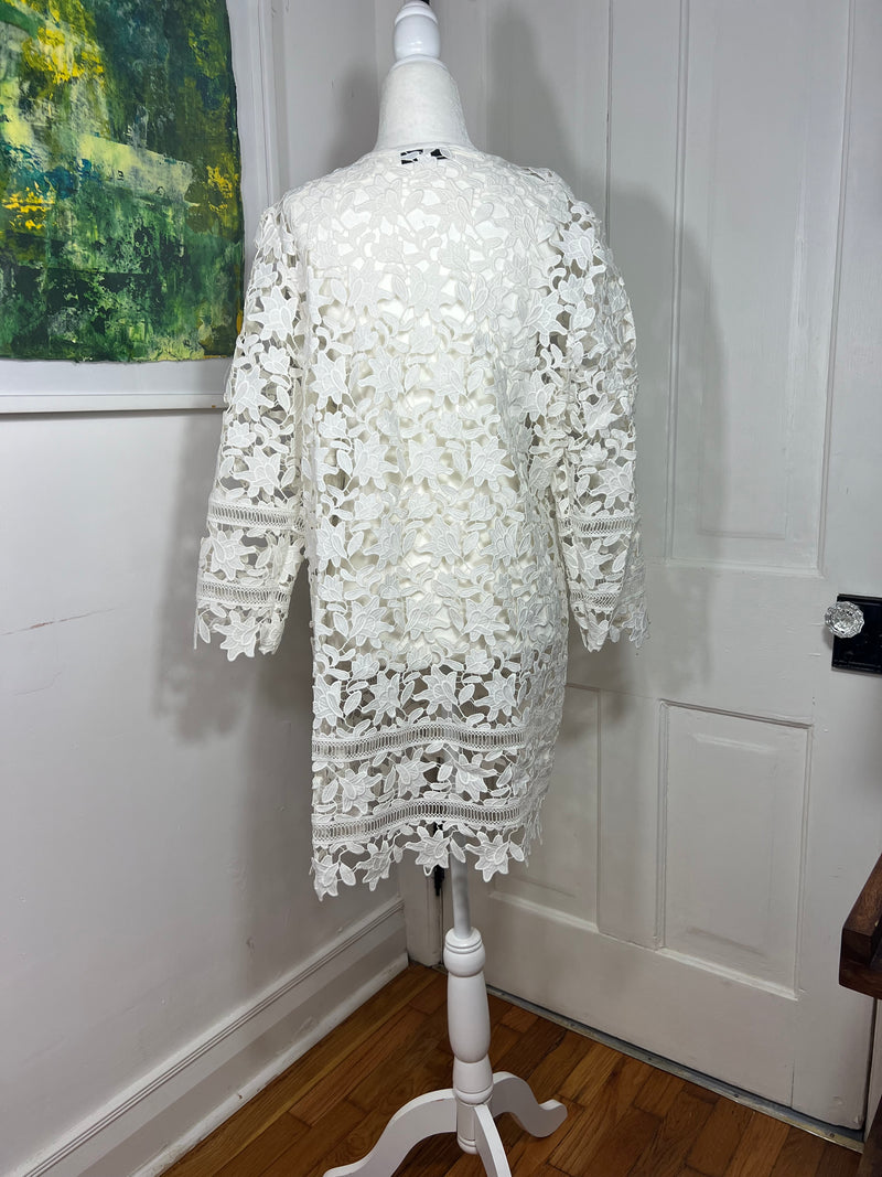 PRE-OWNED - ALFANI White Eyelet Lace Three Quarter Sleeve Open Front Cardigan