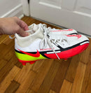 PRE-OWNED - Nike Phantom Outdoor Soccer Cleats Size 3Y Style and Give