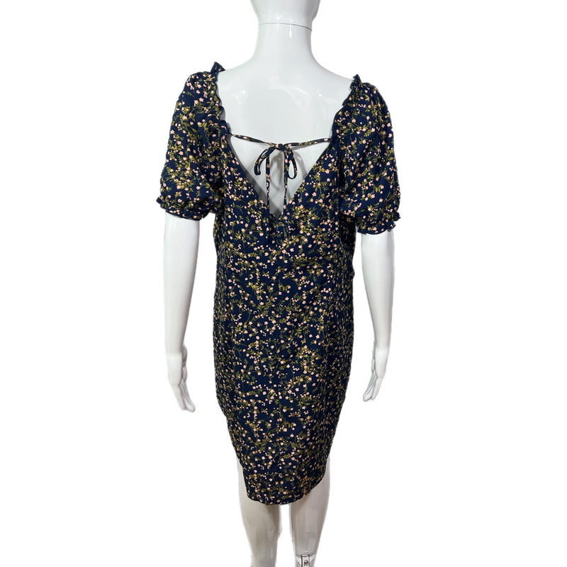 PRE-OWNED - Shein Curve Navy Floral V Neck Dress