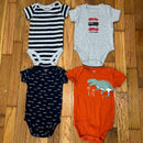 PRE-OWNED - Carter's  Set of 4 Short Sleeve Bodysuit Size 6 Months Style and Give Secondhand Shopping 