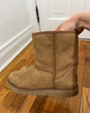 PRE-OWNED - UGG Classic Short Brown Boot Size 4 Style and Give Secondhand shopping for good