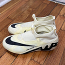 PRE-OWNED - Nike Air Ivory Zoom Outdoor Cleats Size 5.5Y