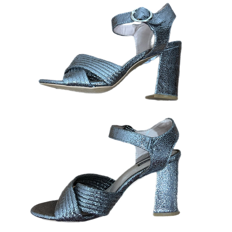 PRE-OWNED - TOPSHOP RADIANT Metallic Silver Sandals Size 37