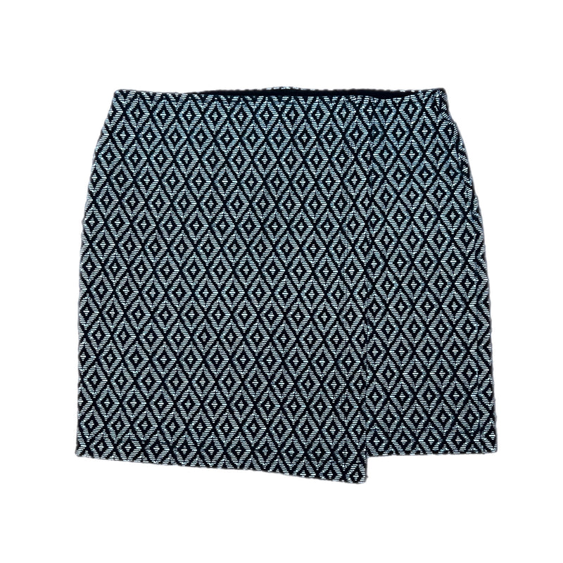 PRE-OWNED - Hollister Navy Patterned Mini Skirt Size Medium