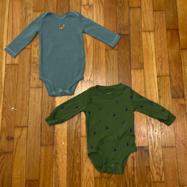 PRE-OWNED - Carter's Long Sleeve Set of Bodysuits 6 Months Style and Give Secondhand Shopping 