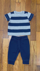 PRE-OWNED - Carter's 2 Piece Baby Boy Navy Short Sleeve Shirt with Joggers Set Size 3 Months