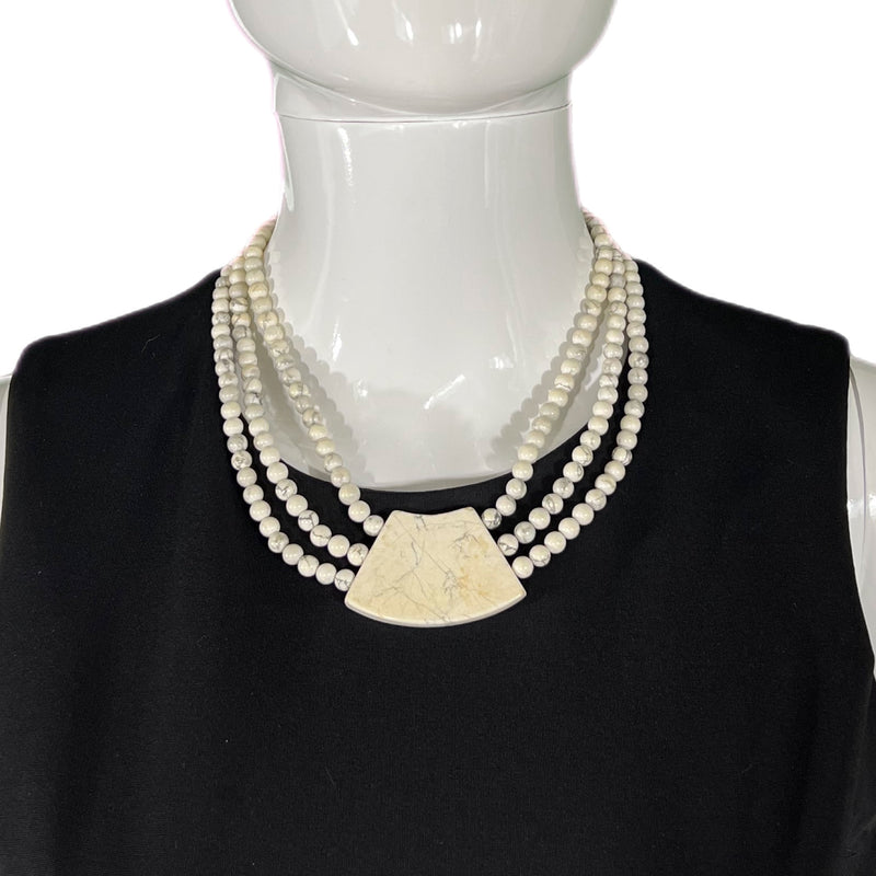 Vintage Marble Necklace Style and Give Vintage Resale Consignment Necklaces