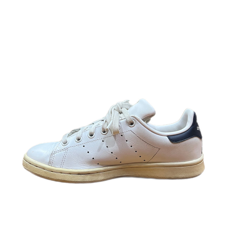 Adidas Stan Smith Sneakers US W7 Style and Give Preowned Preloved Consignment Shopping realreal